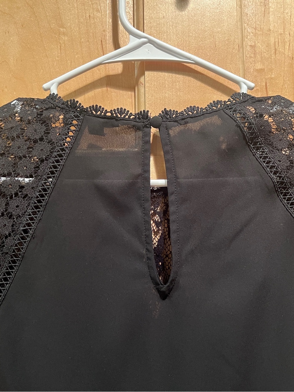 Torrid Deep Black Georgette Lace Yoke Mix Sleeve Blouse Sz 0 Whimsigoth Whitchy - Picture 4 of 15